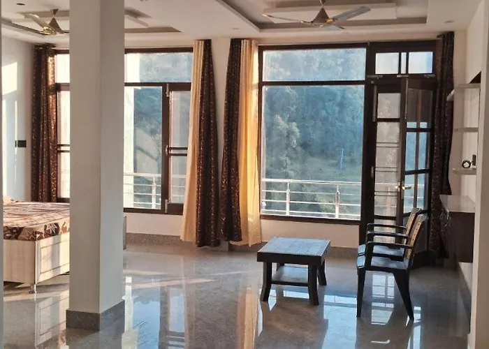 Bholenath Homestay Dalhousie